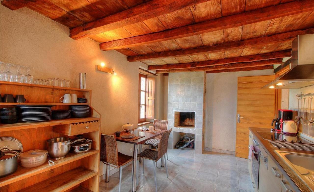Entre Mer & Maquis, L'Ame De La Corse En Gites De Charme Avec Jacuzzi, Proche Ajaccio Peri Exterior photo