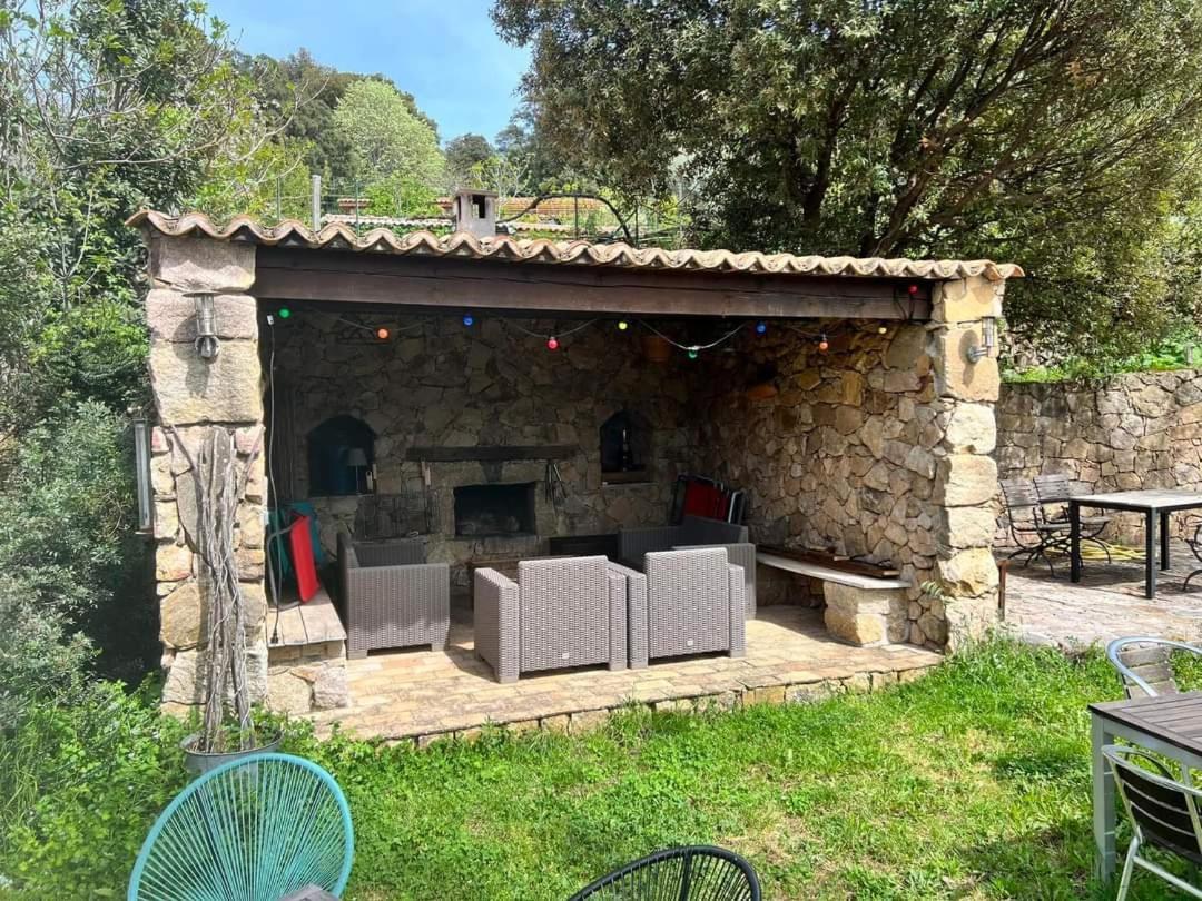 Entre Mer & Maquis, L'Ame De La Corse En Gites De Charme Avec Jacuzzi, Proche Ajaccio Peri Exterior photo