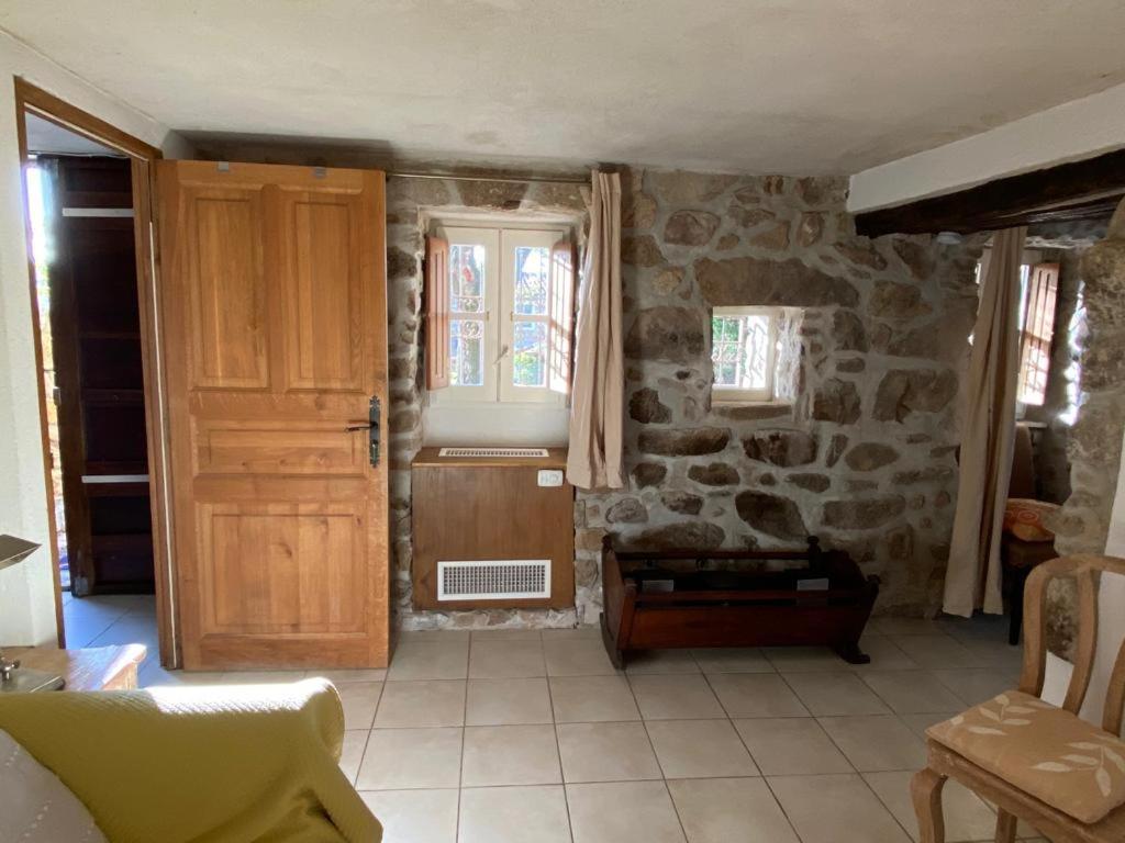 Entre Mer & Maquis, L'Ame De La Corse En Gites De Charme Avec Jacuzzi, Proche Ajaccio Peri Room photo