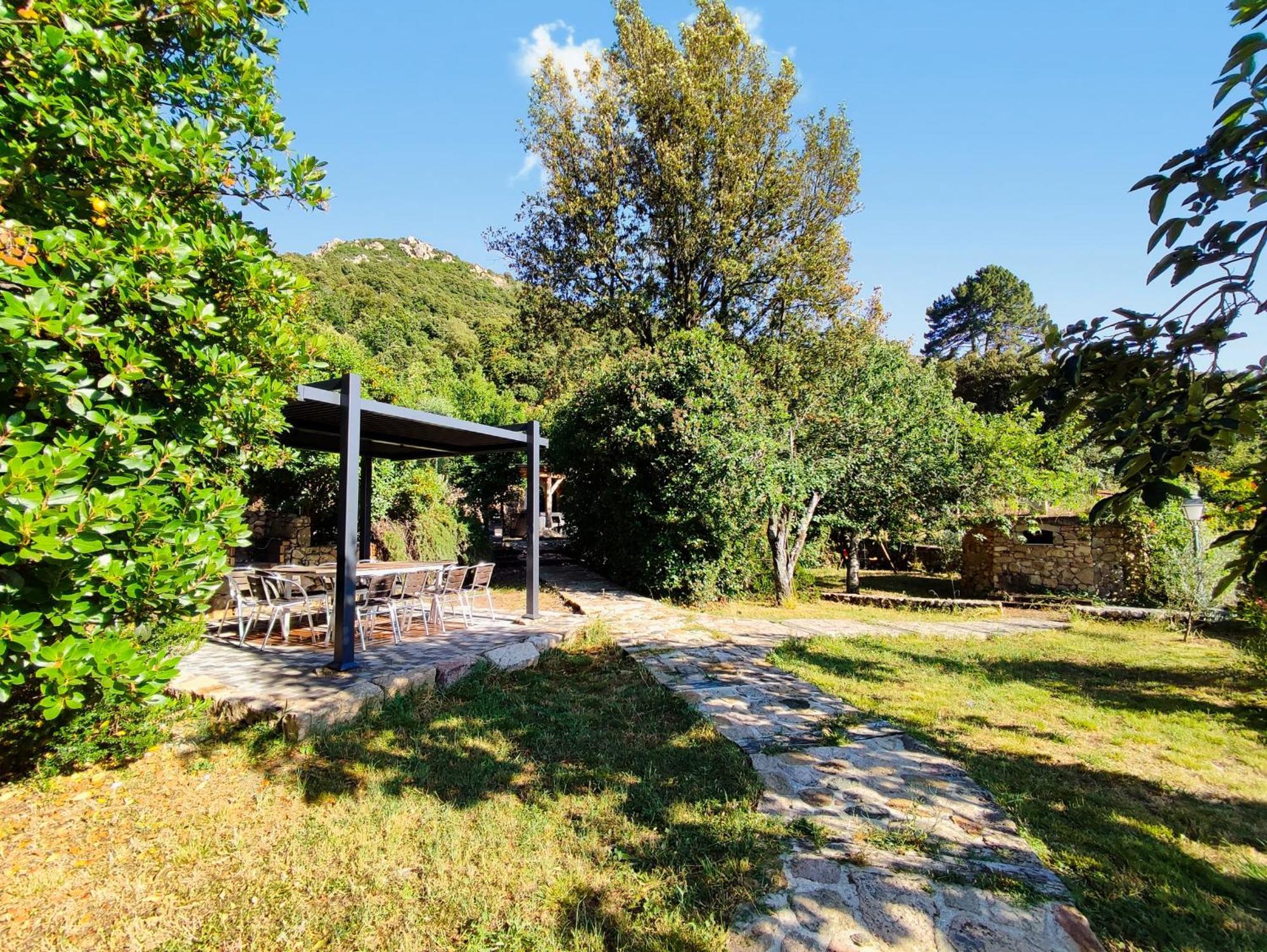 Entre Mer & Maquis, L'Ame De La Corse En Gites De Charme Avec Jacuzzi, Proche Ajaccio Peri Exterior photo